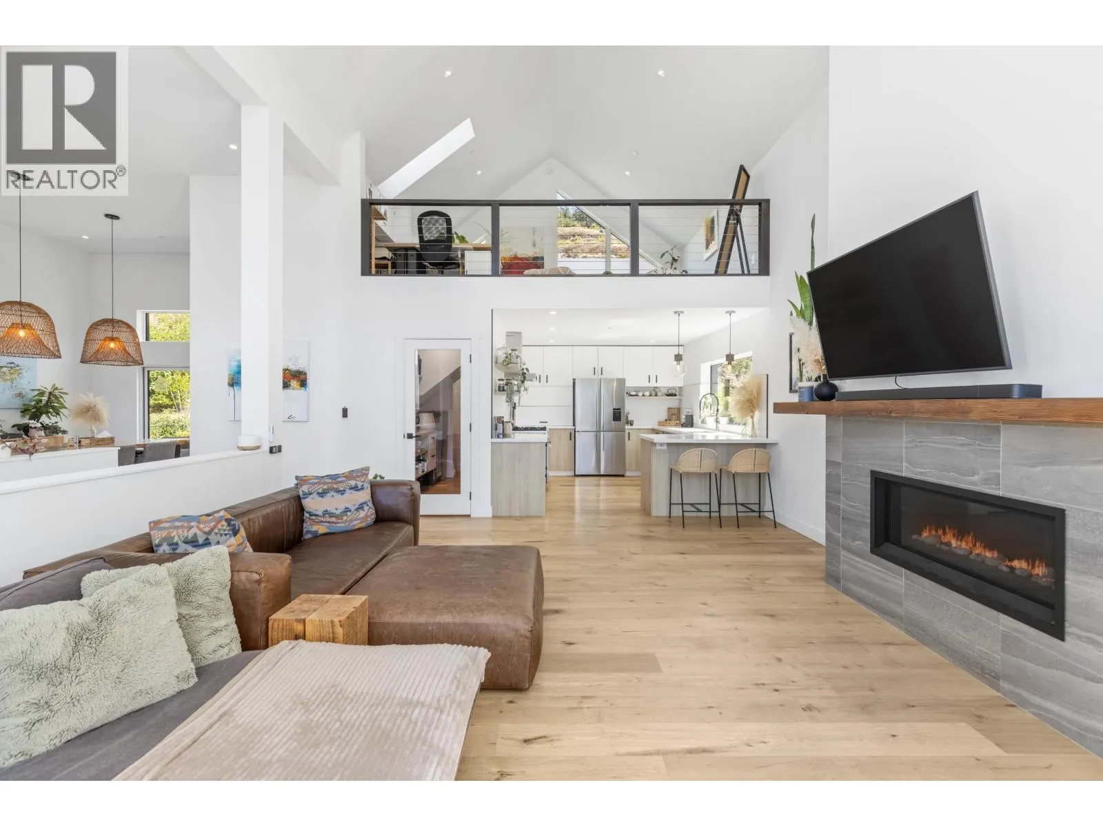 7676 CERULEAN DRIVE