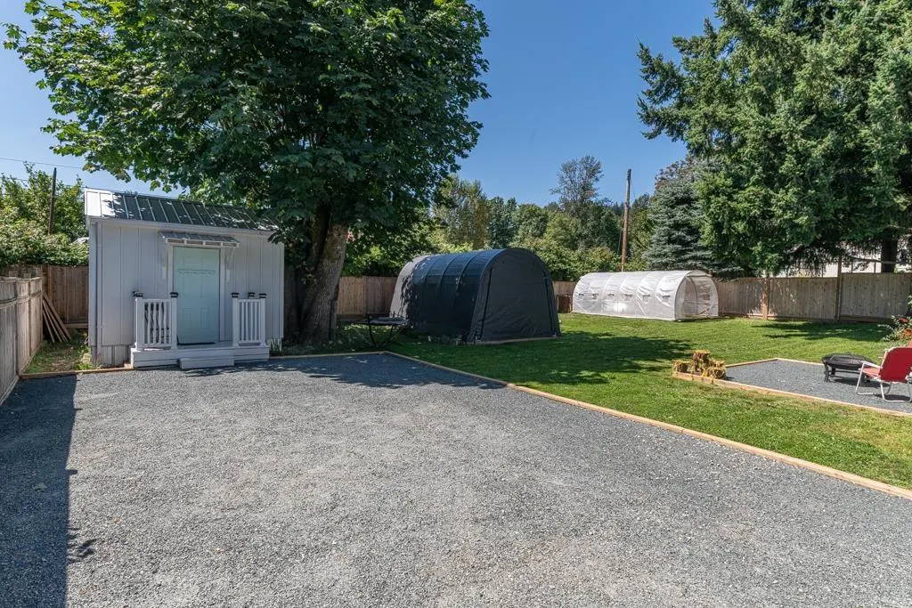 2 41711 TAYLOR ROAD