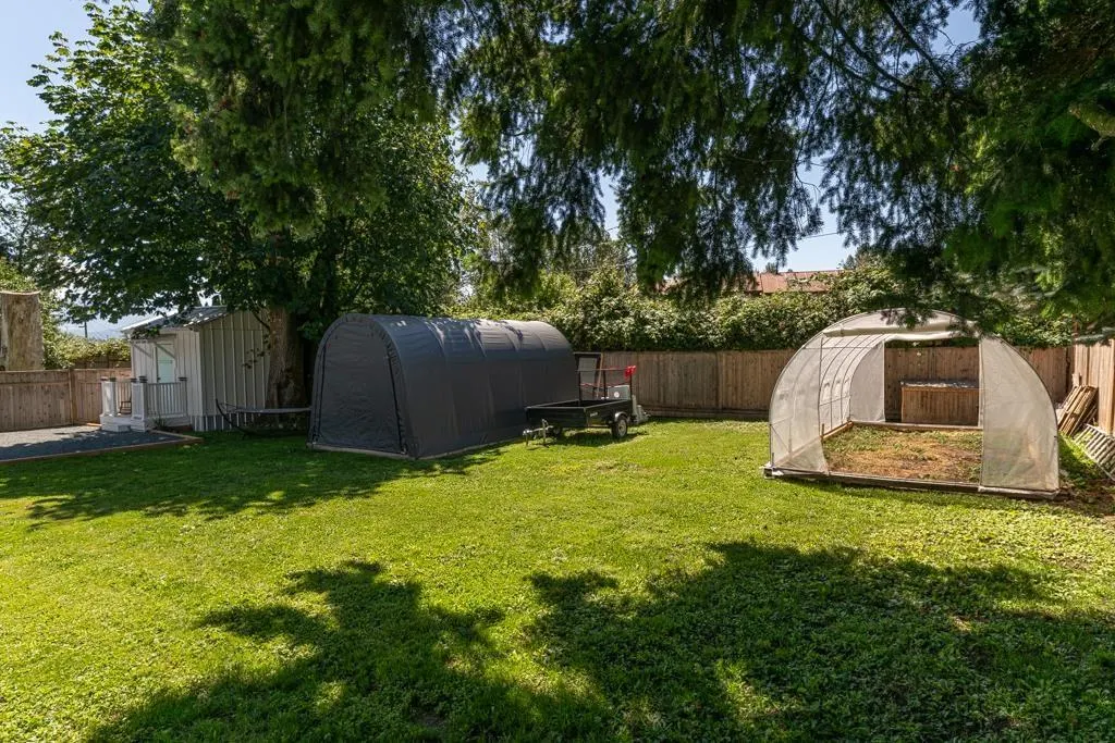 2 41711 TAYLOR ROAD