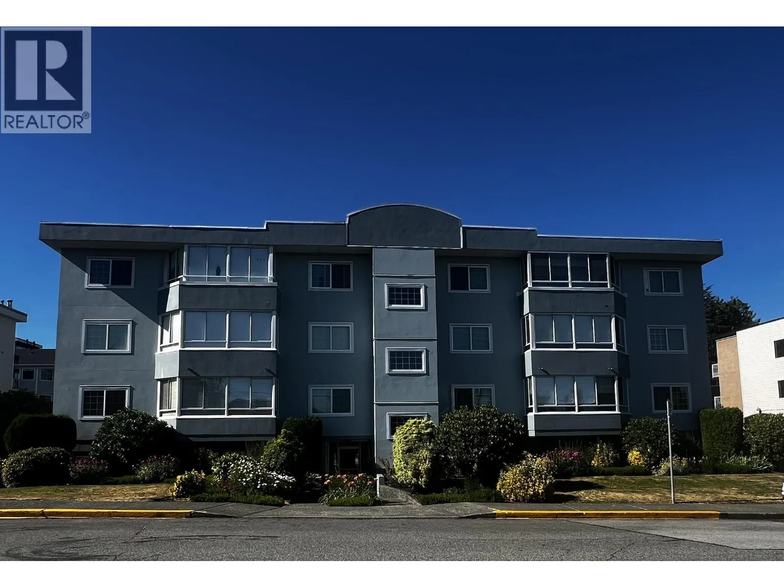 101 22241 SELKIRK AVENUE