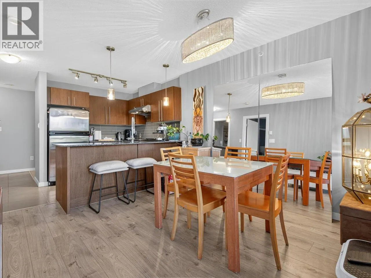 1405 4888 BRENTWOOD DRIVE