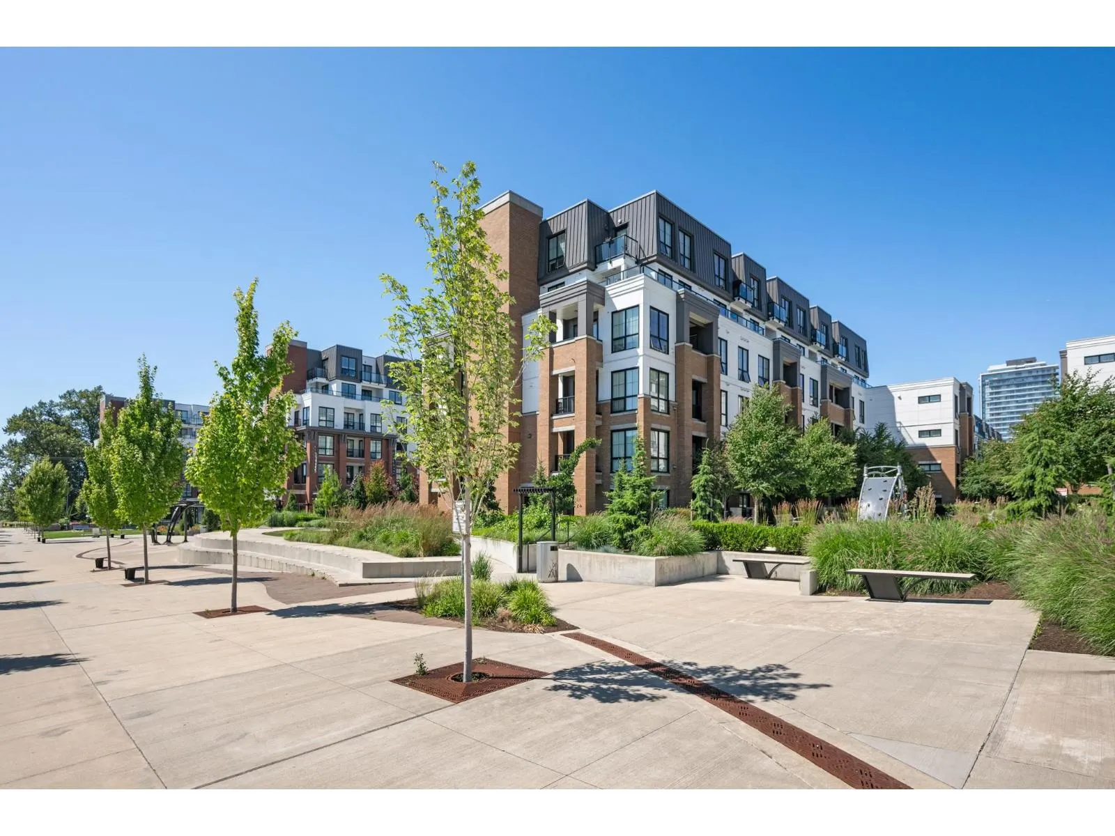 D408 8327 201 STREET
