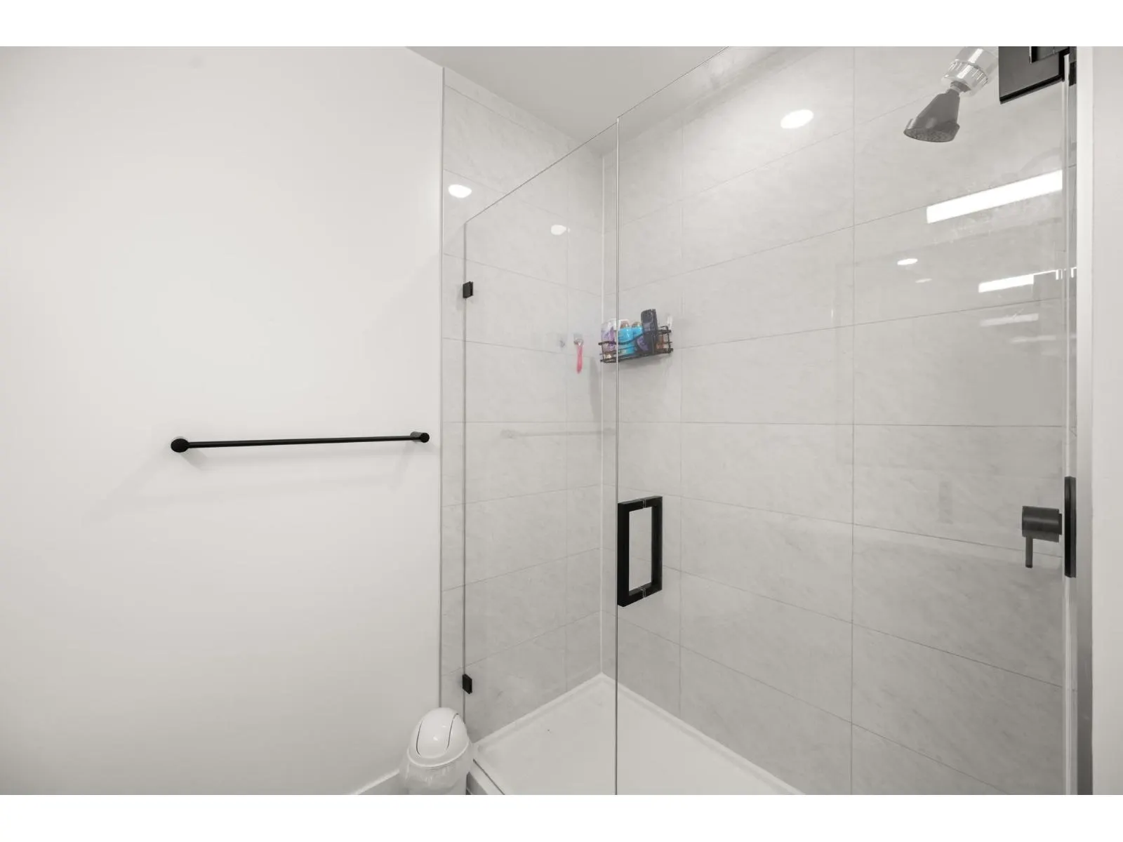 D408 8327 201 STREET