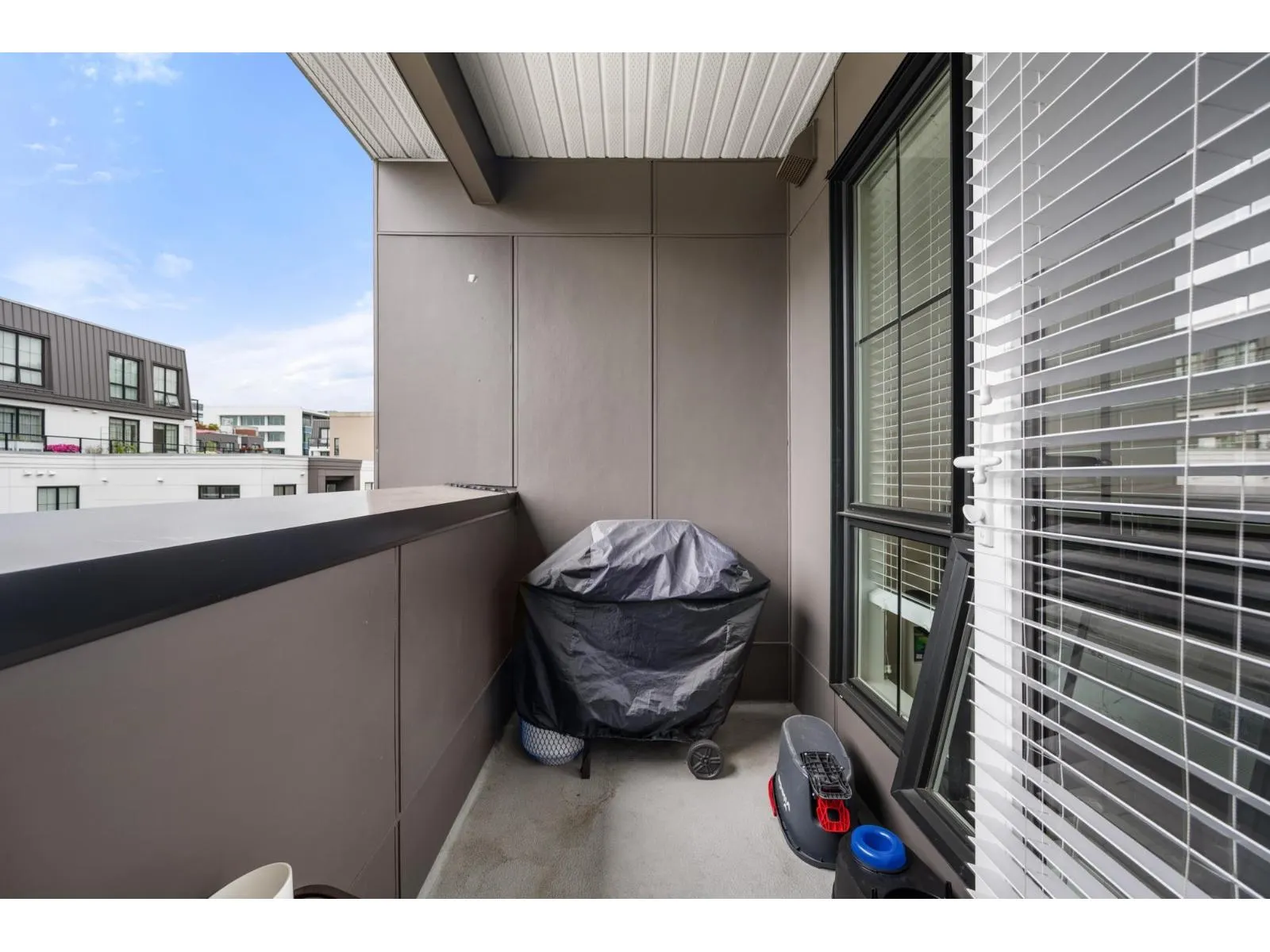 D408 8327 201 STREET