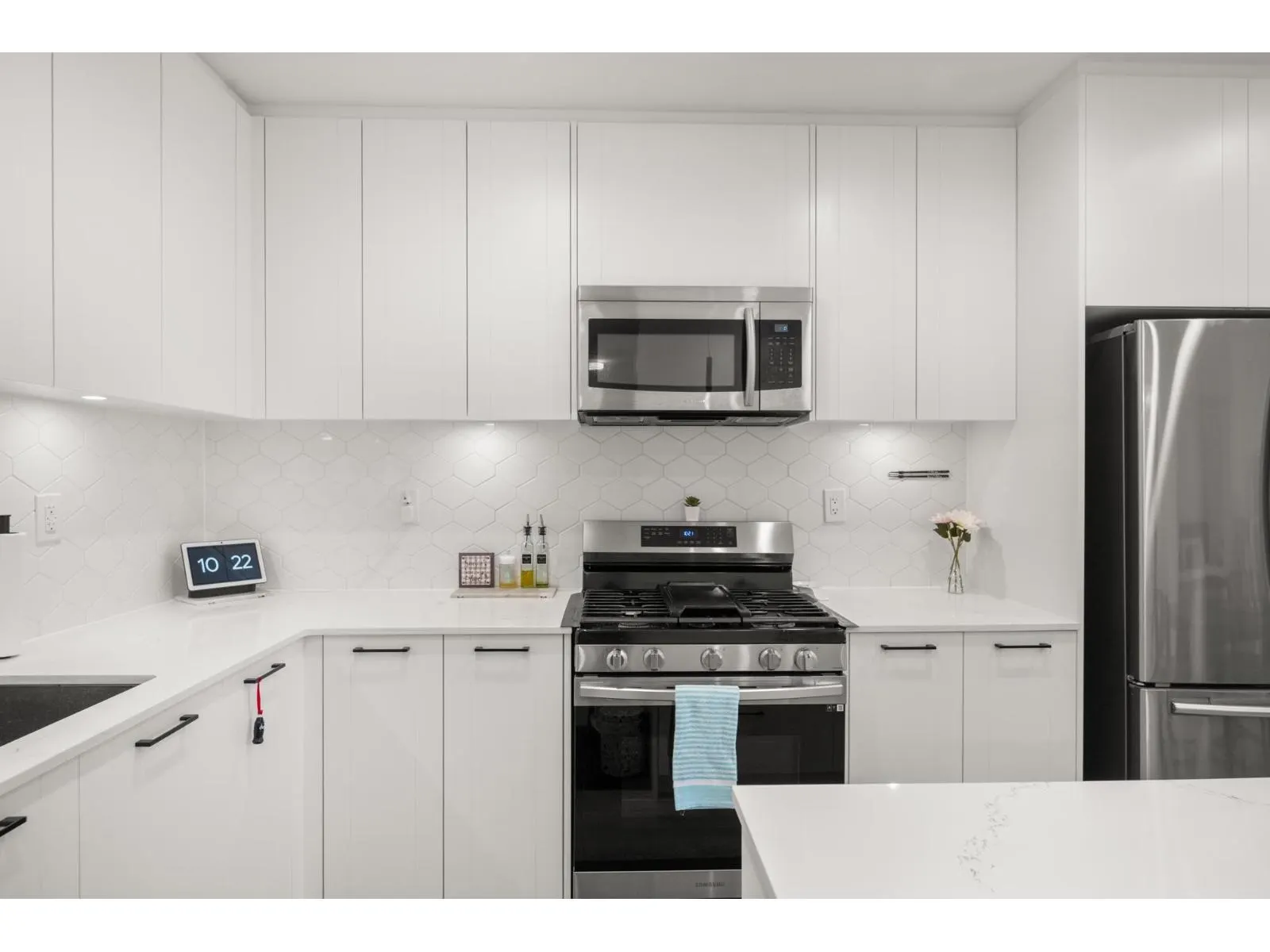 D408 8327 201 STREET