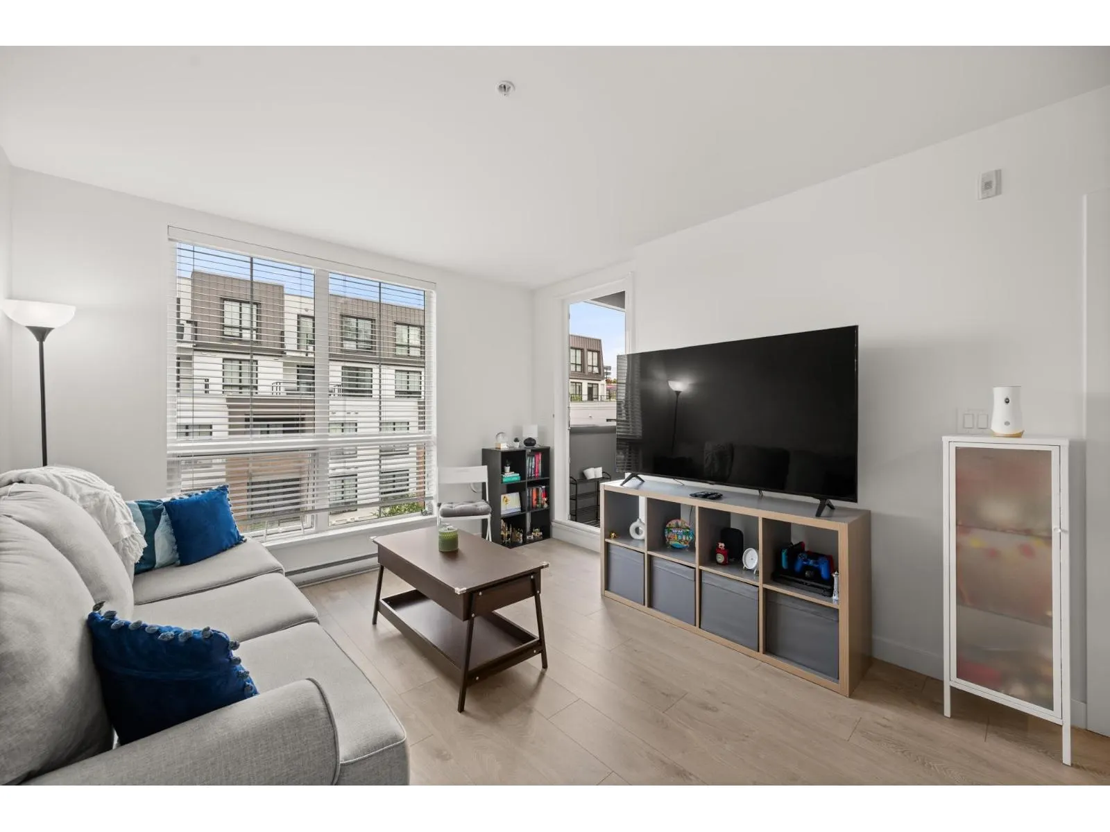 D408 8327 201 STREET