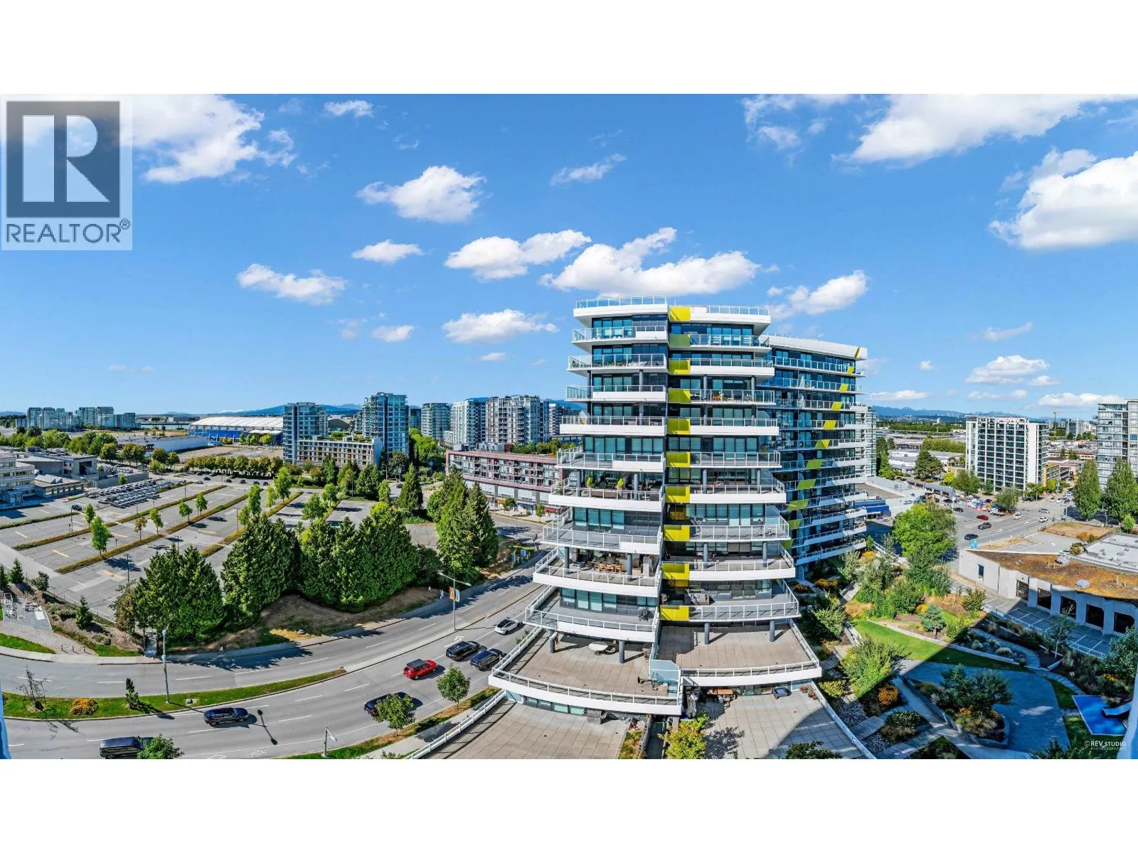 1505 5788 GILBERT ROAD