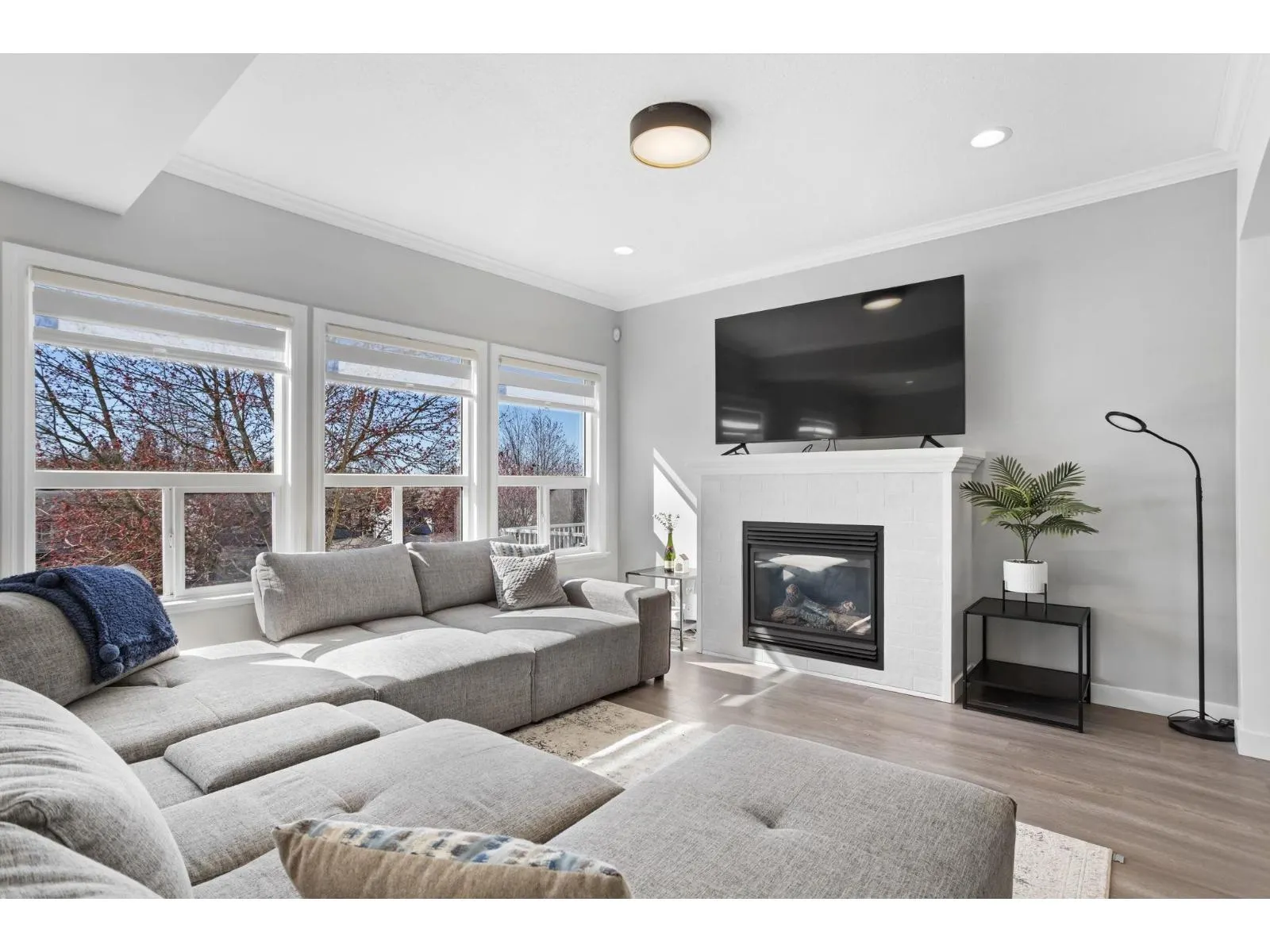 36516 LESTER PEARSON WAY