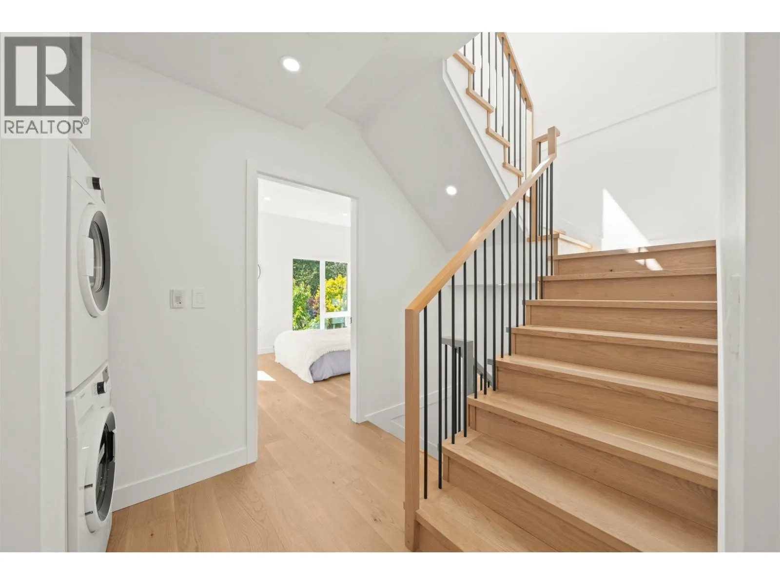 2412 VICTORIA DRIVE