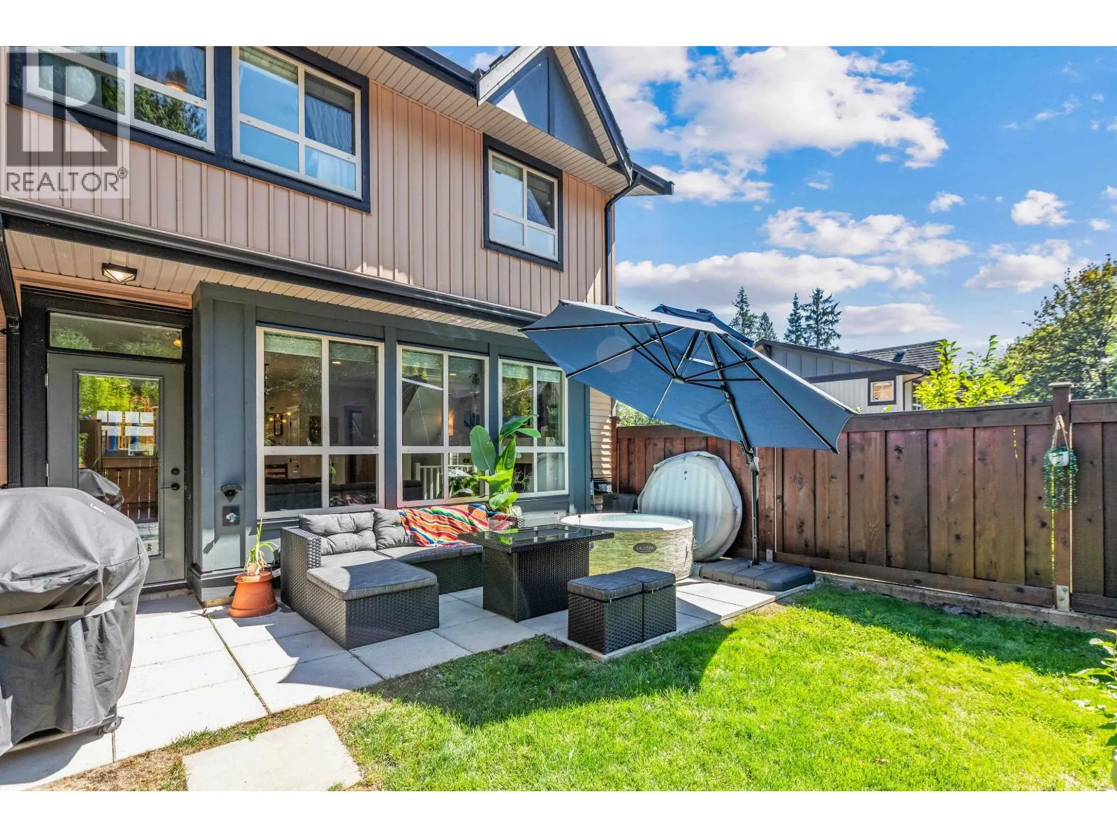 11 10525 240 STREET