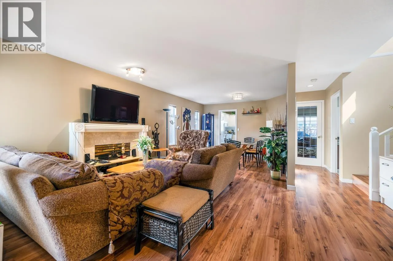 30 10000 FISHER GATE