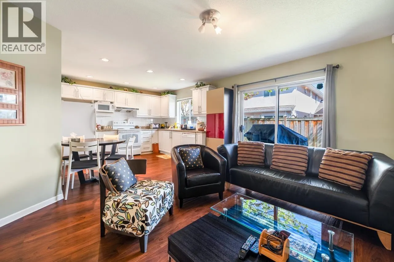 30 10000 FISHER GATE