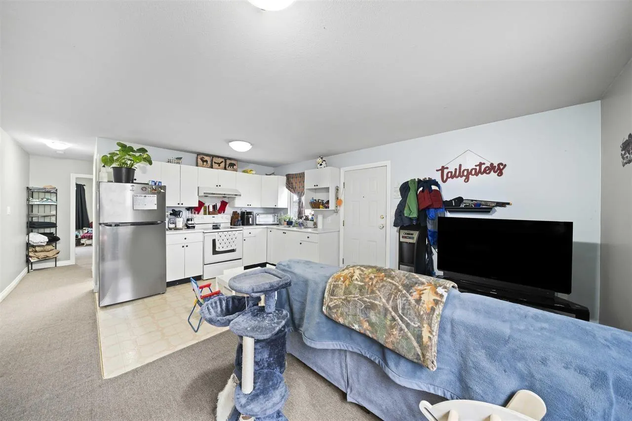 31533 HOMESTEAD CRESCENT