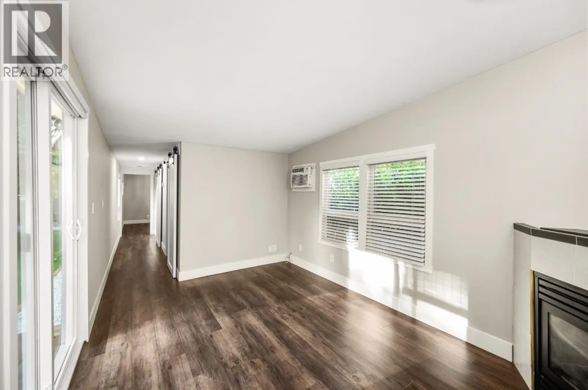 33 23325 CALVIN CRESCENT