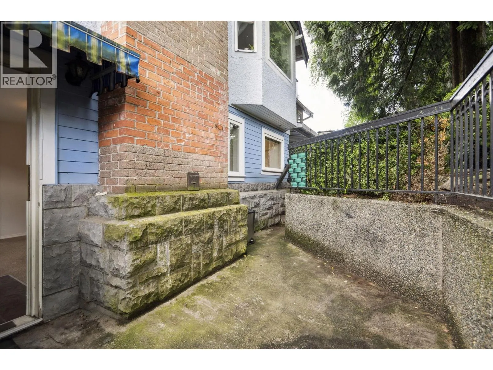 831 SECOND STREET