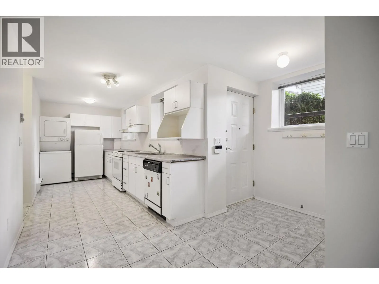 831 SECOND STREET