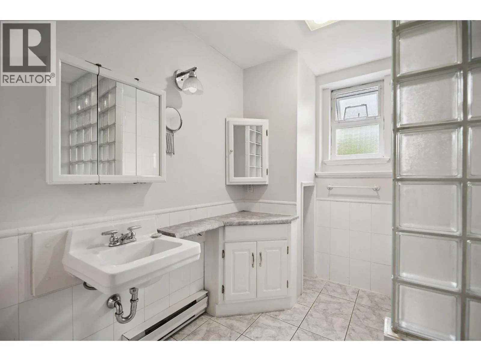 831 SECOND STREET