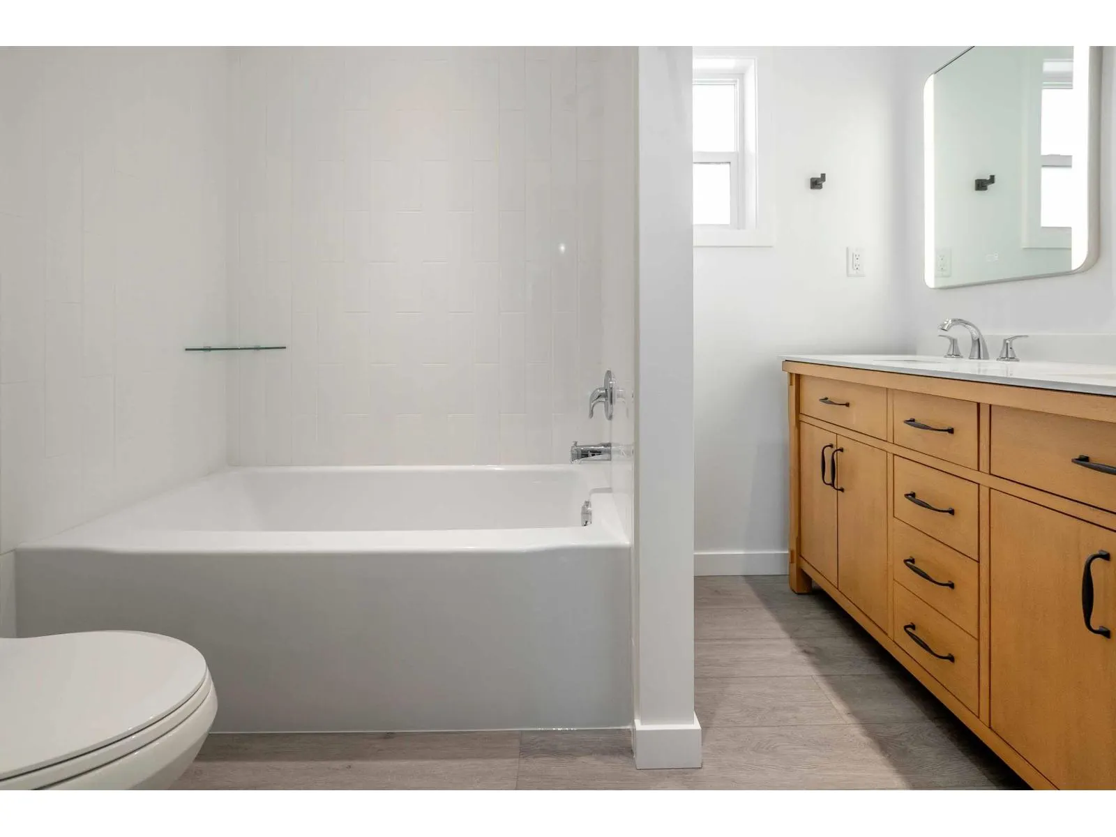102 45640 WATSON ROAD|Garrison Crossing