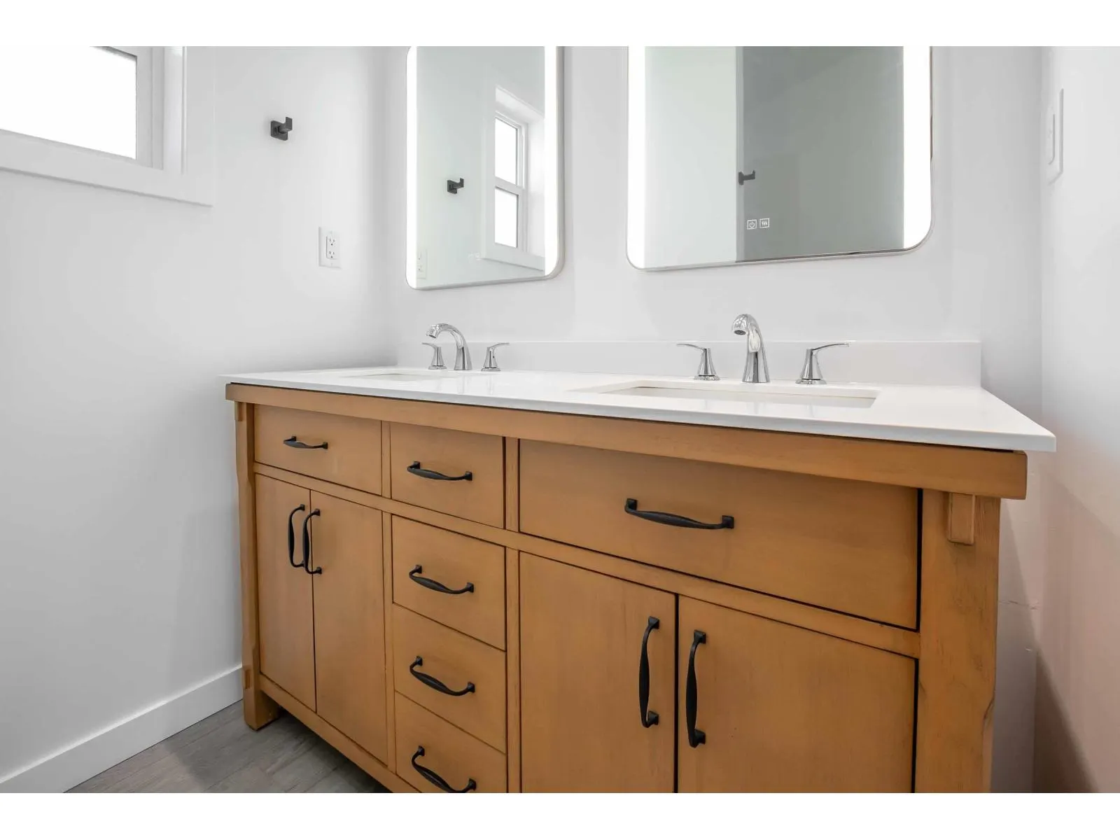 102 45640 WATSON ROAD|Garrison Crossing