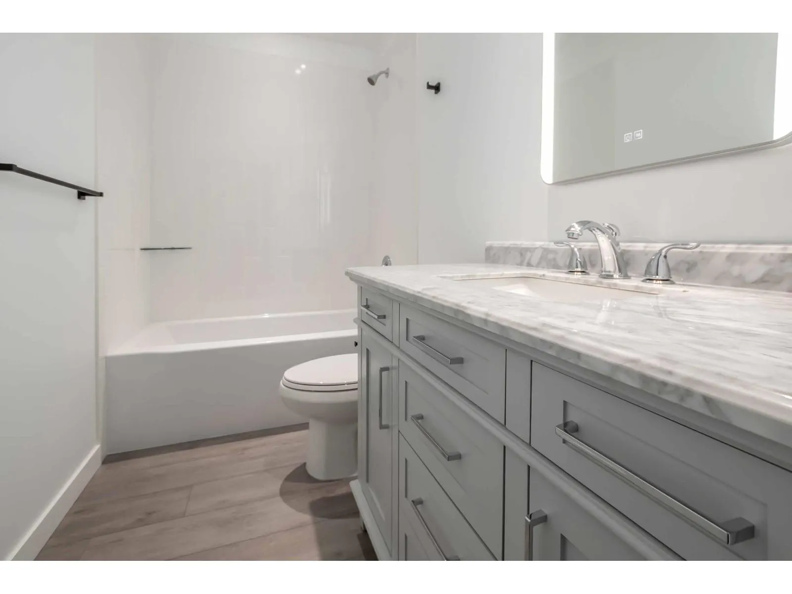 102 45640 WATSON ROAD|Garrison Crossing
