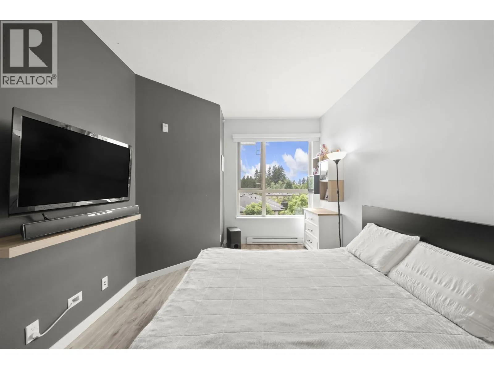 407 1153 KENSAL PLACE