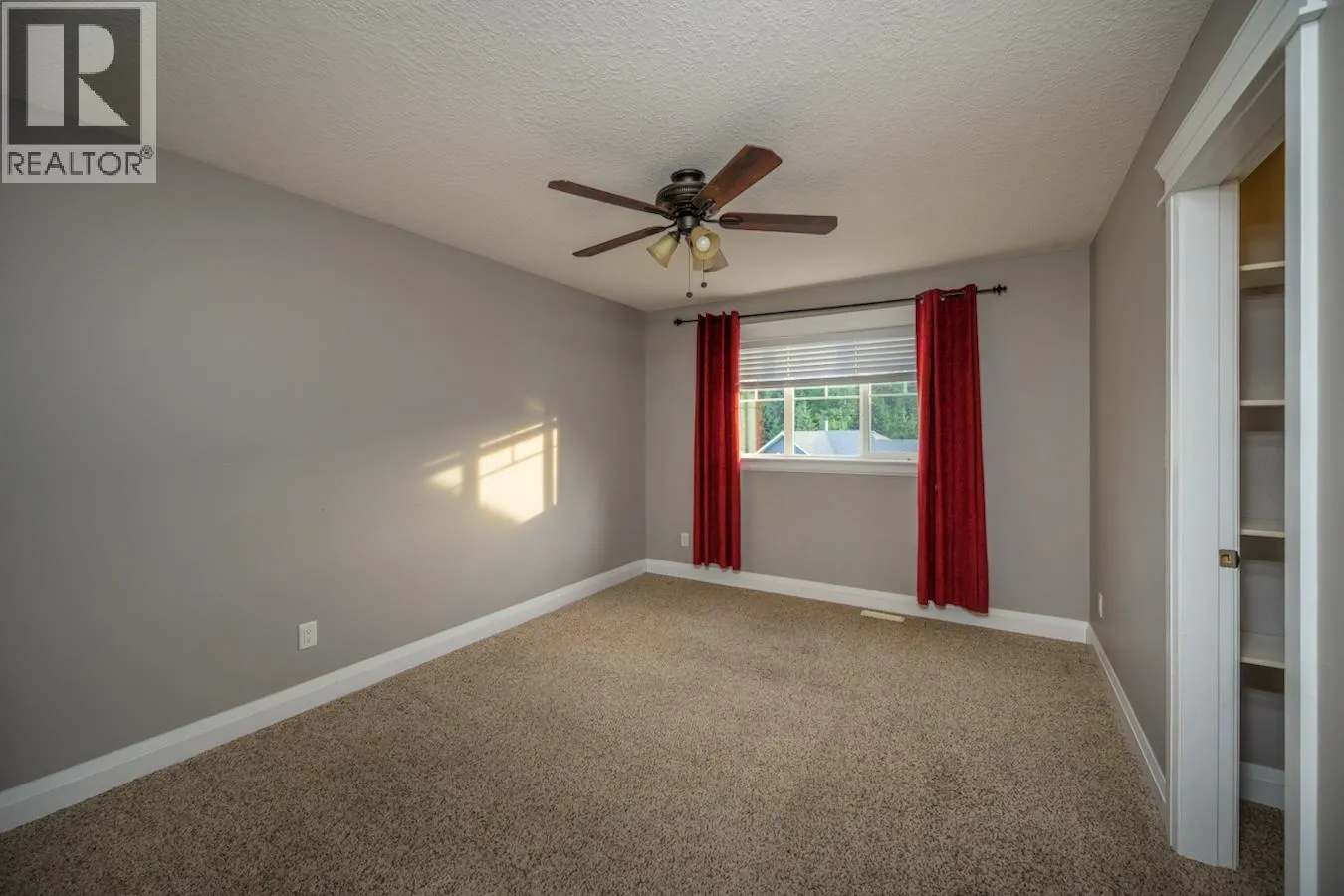 2662 MAURICE DRIVE
