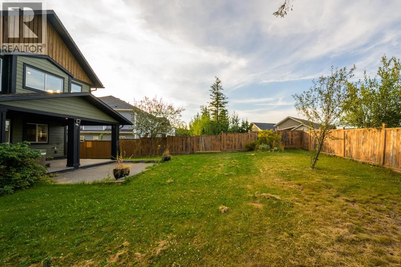 2662 MAURICE DRIVE
