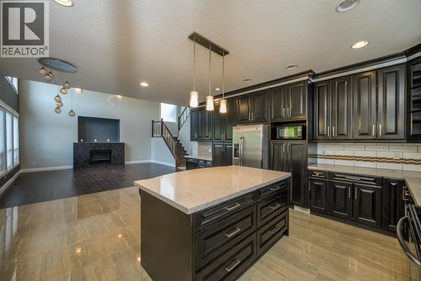 2662 MAURICE DRIVE