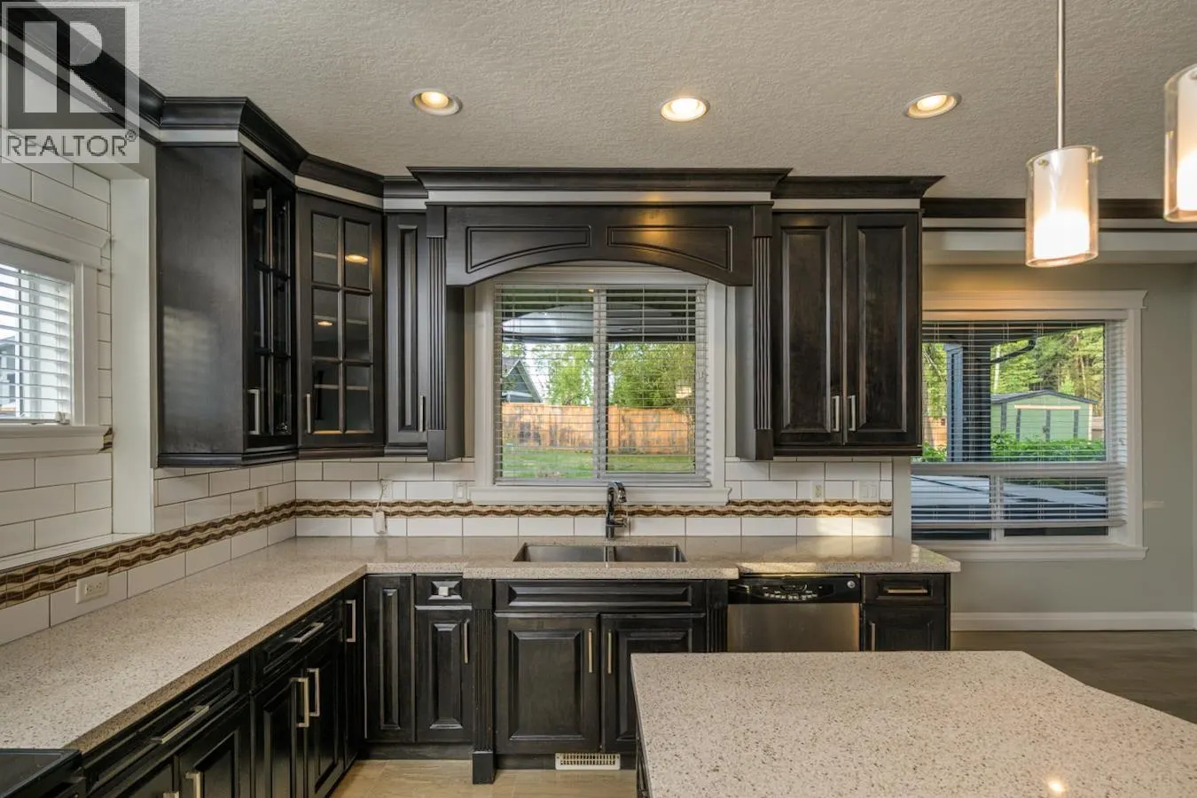 2662 MAURICE DRIVE