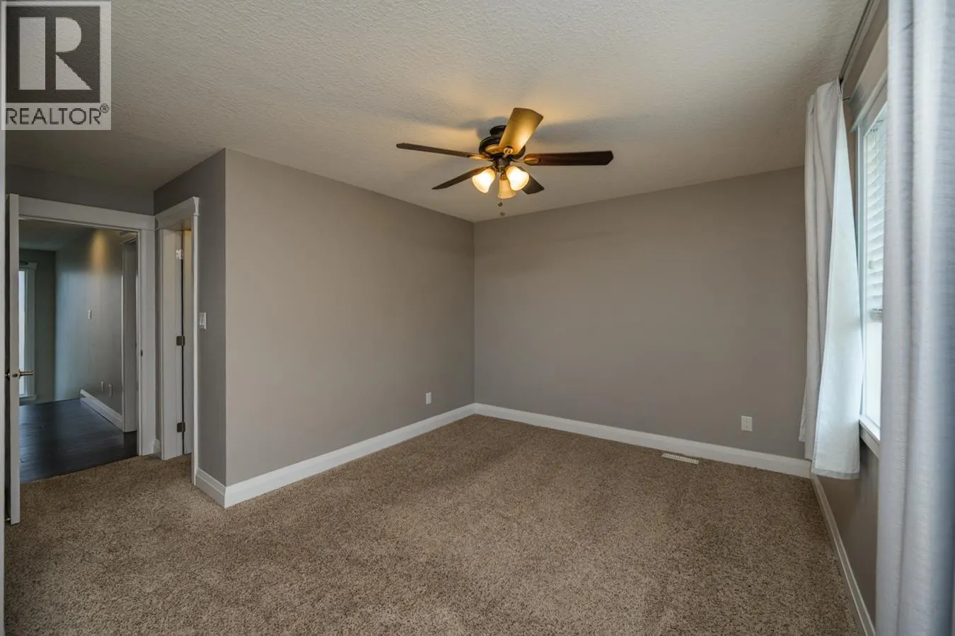 2662 MAURICE DRIVE
