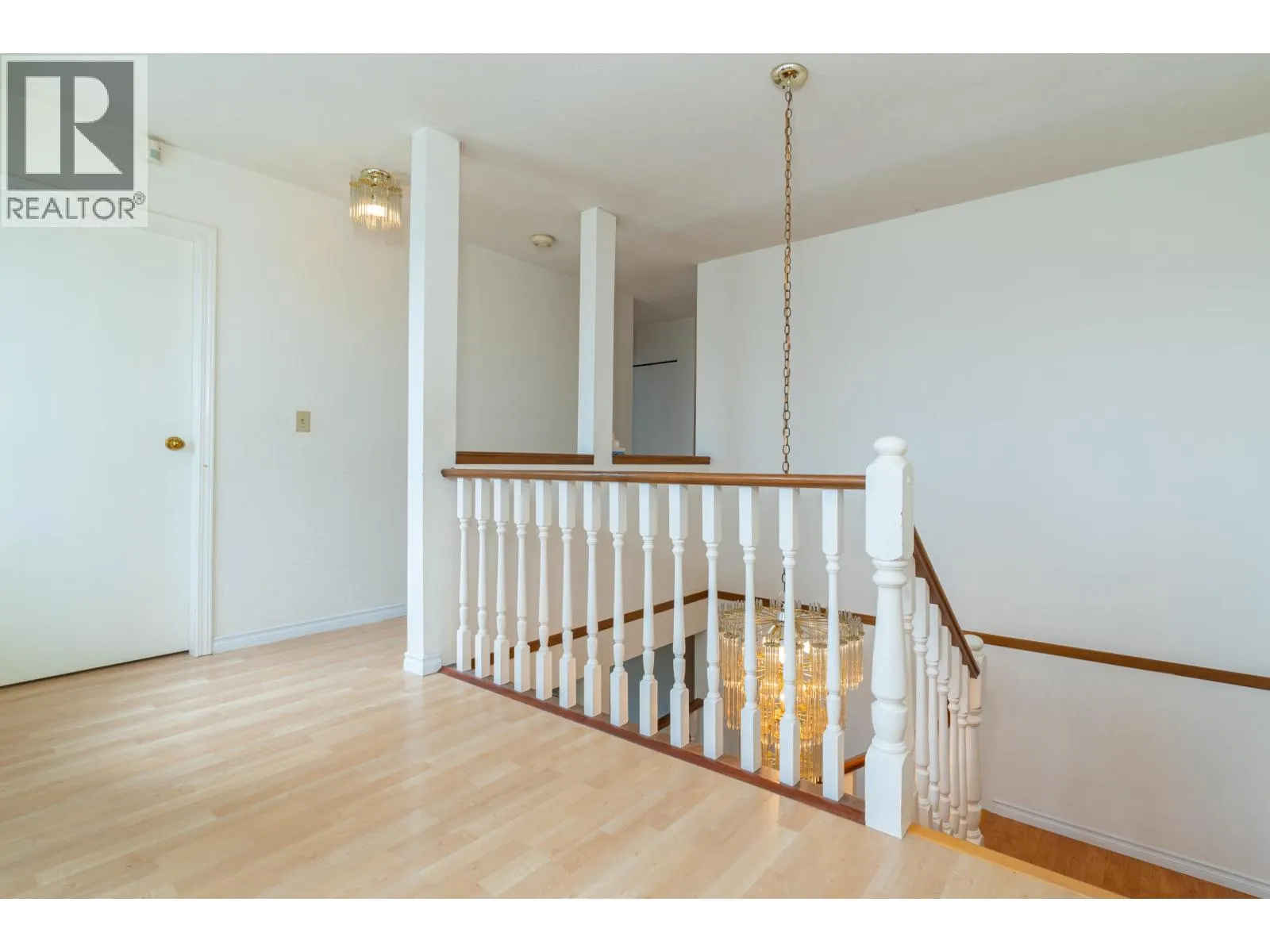 111 GROSVENOR AVENUE