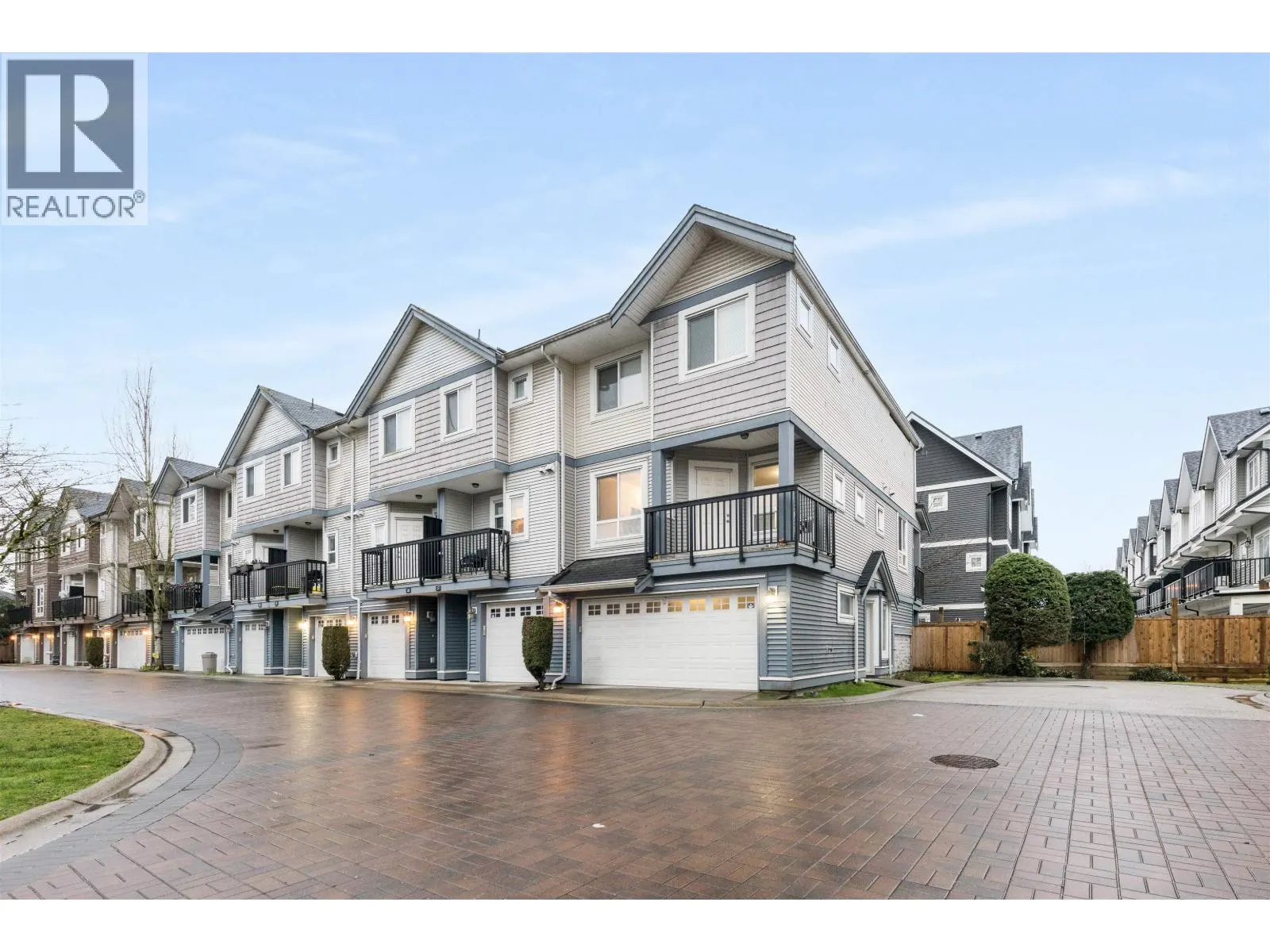 16 22788 WESTMINSTER HIGHWAY