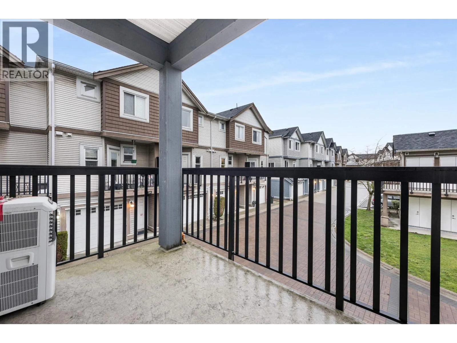 16 22788 WESTMINSTER HIGHWAY