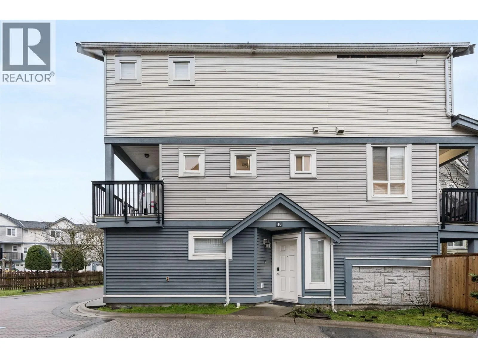 16 22788 WESTMINSTER HIGHWAY