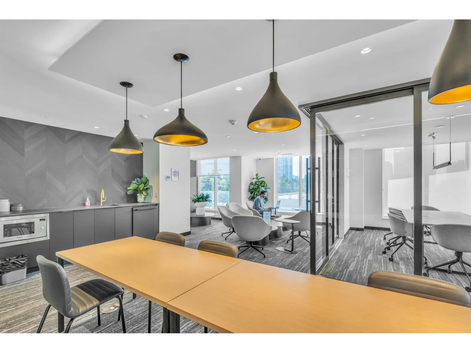 1107 13685 102 AVENUE
