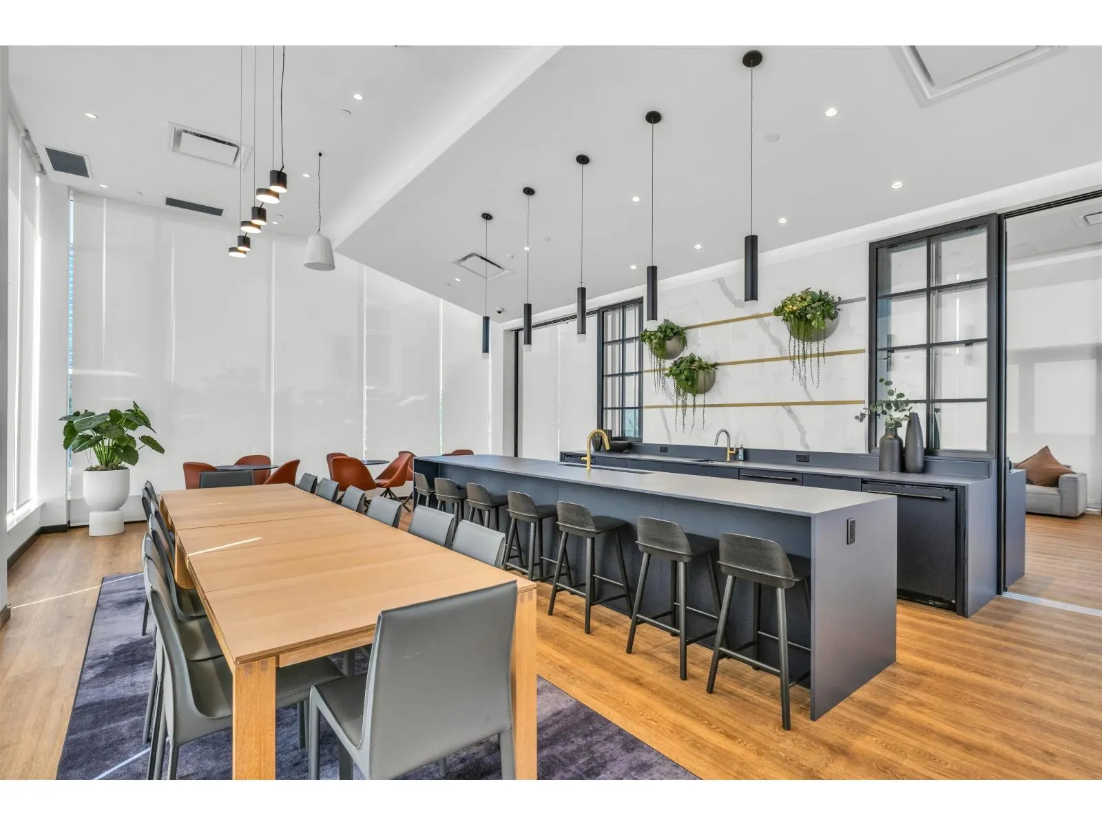 1107 13685 102 AVENUE