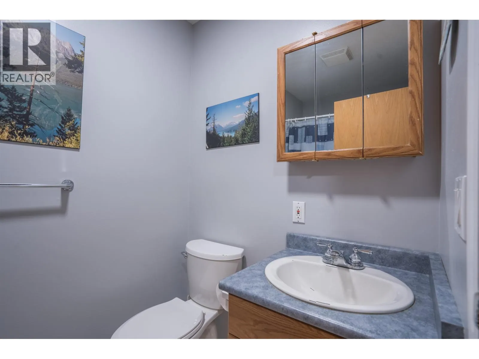 2585 CHRISTOPHER DRIVE