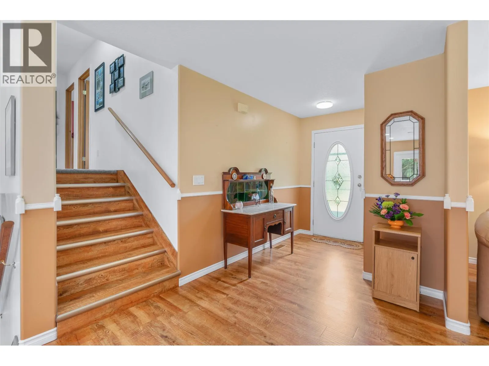 2585 CHRISTOPHER DRIVE