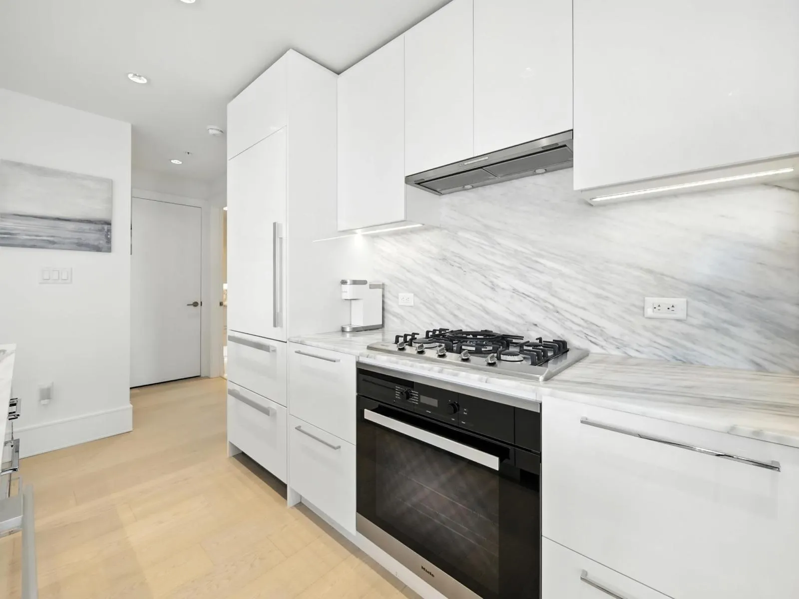 1604 1500 MARTIN STREET