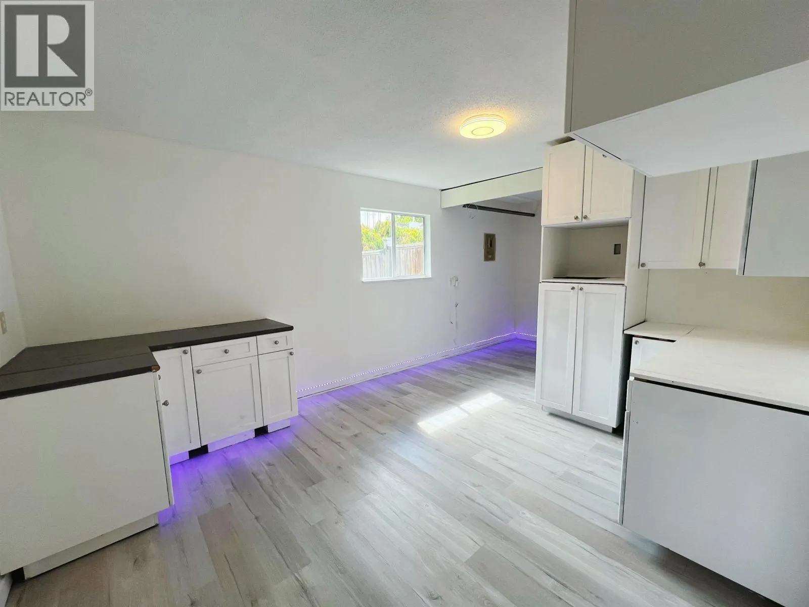 22641 KENDRICK LOOP