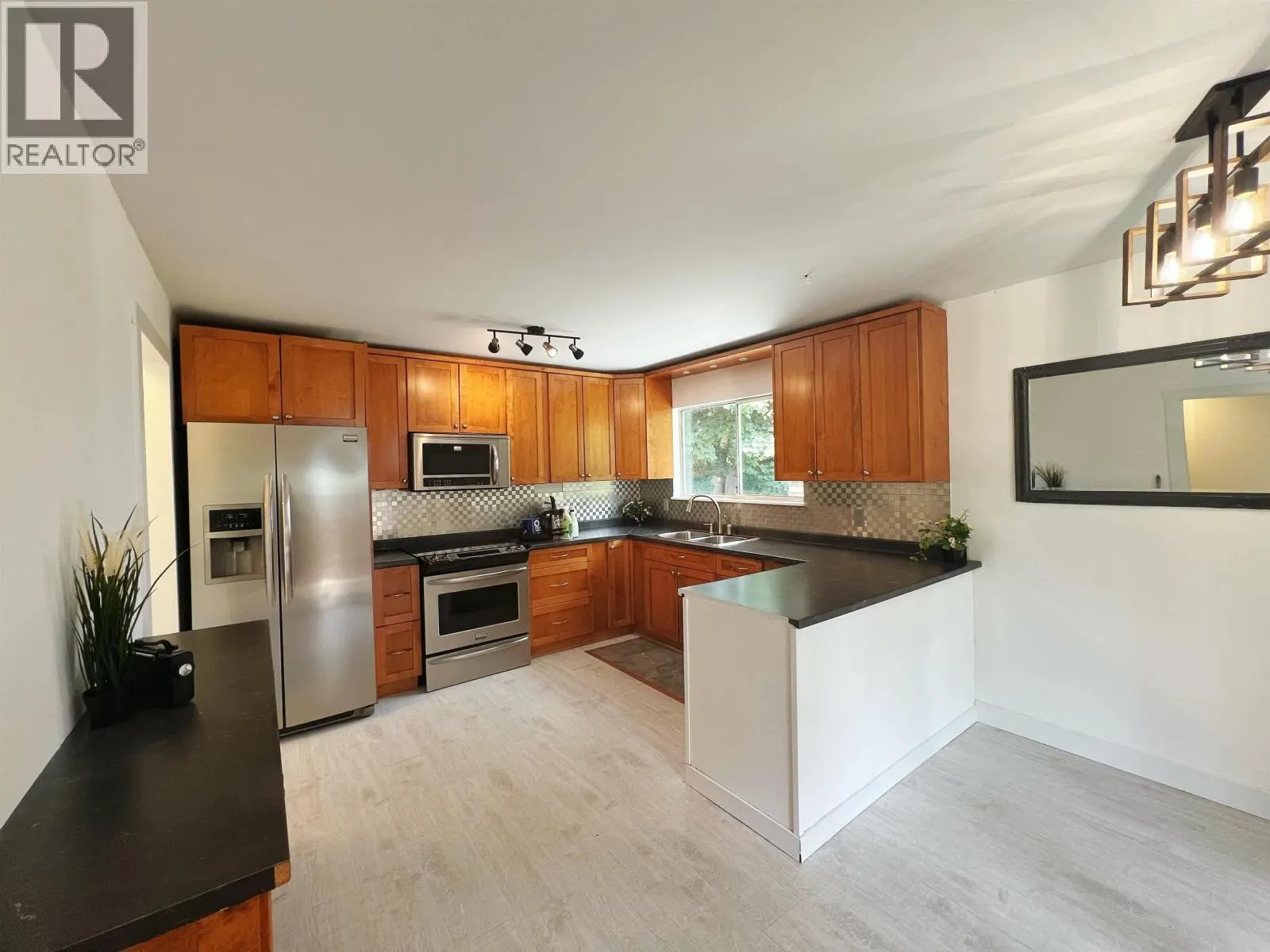 22641 KENDRICK LOOP
