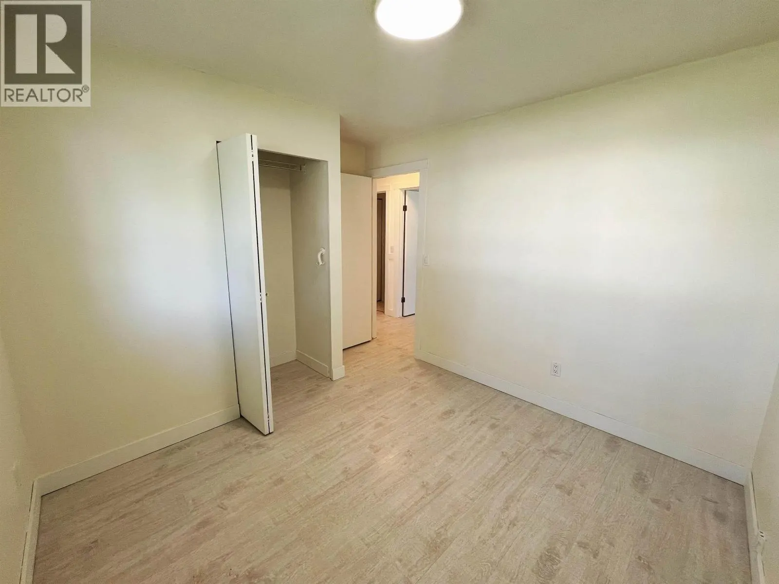 22641 KENDRICK LOOP