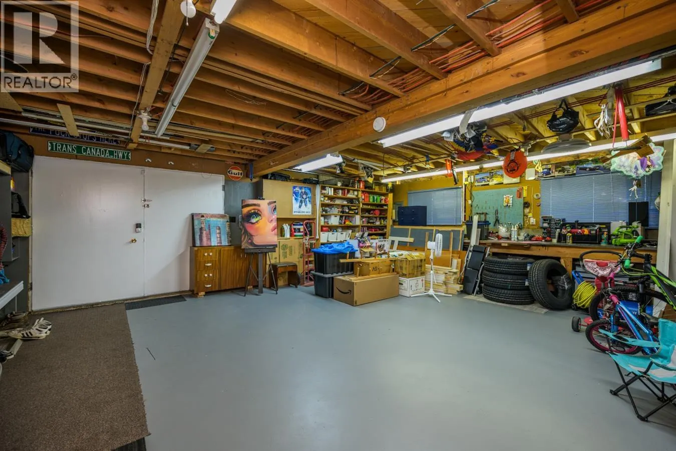 5300 YORK DRIVE