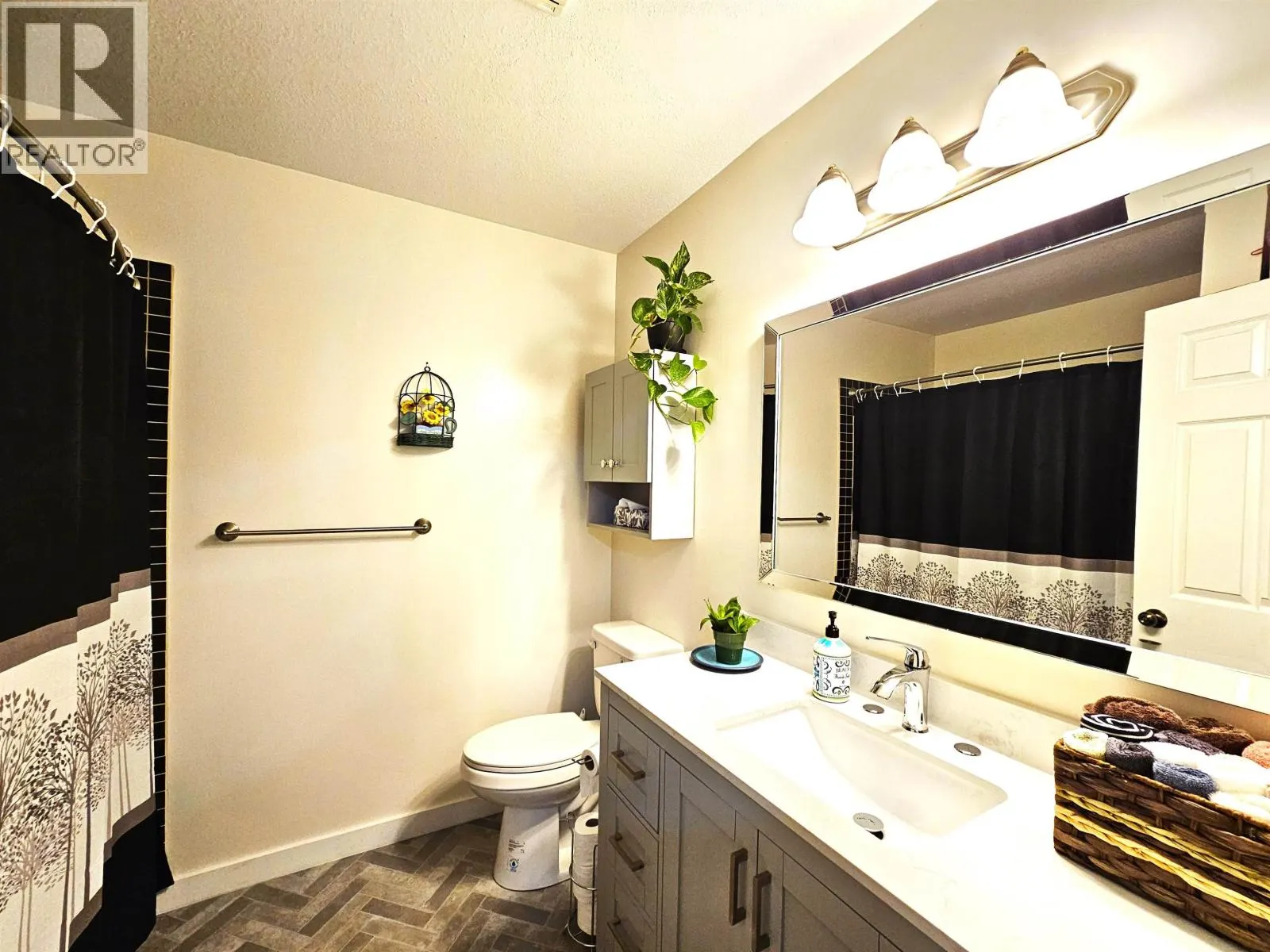 3449 CLEARWOOD PLACE