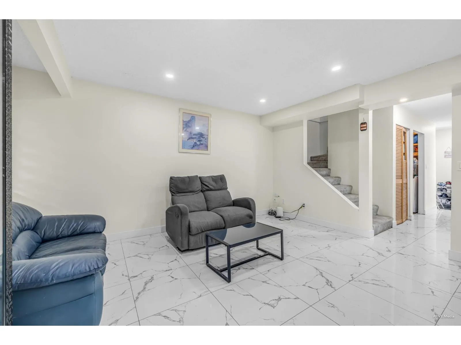 56 9955 140 STREET