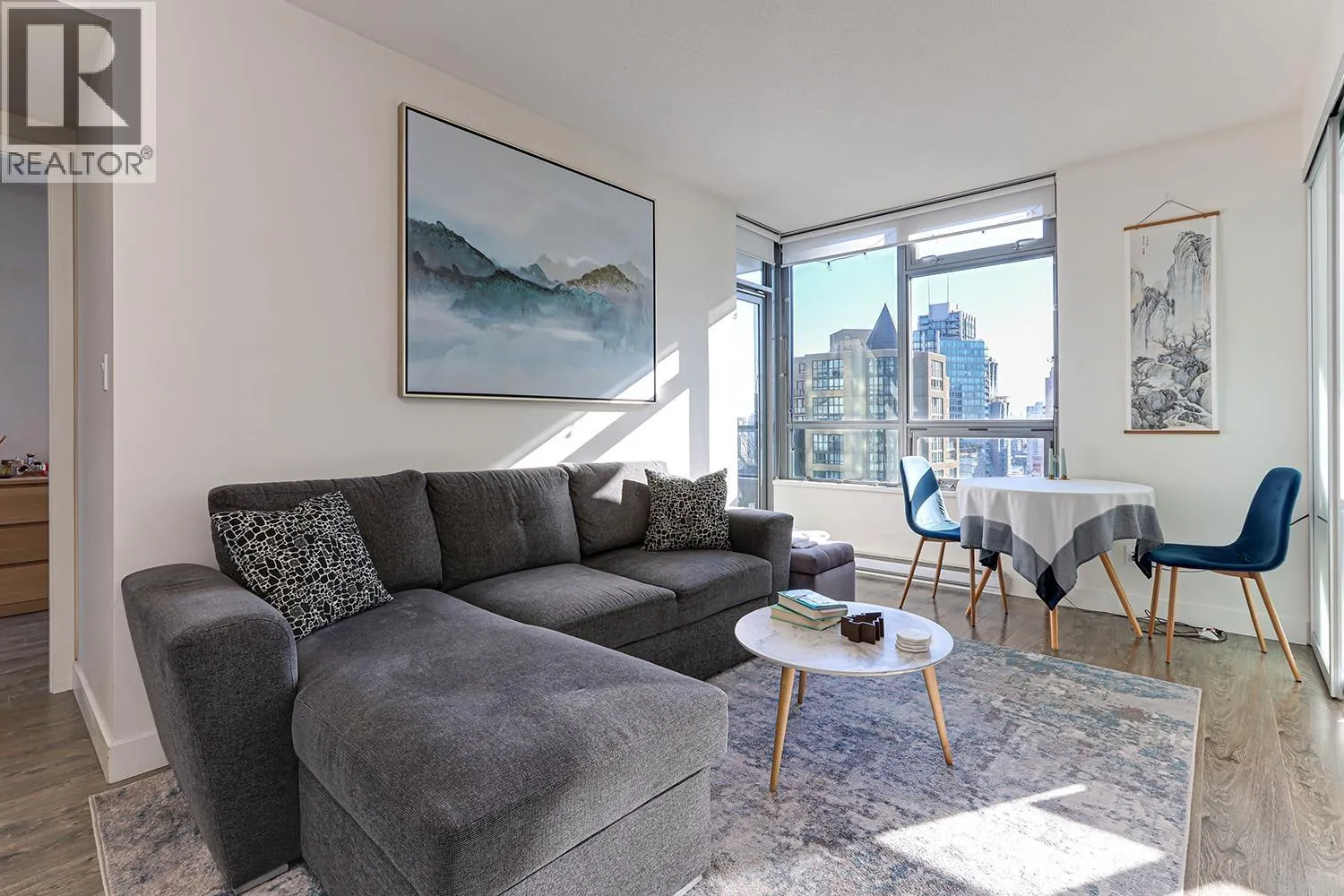1606 1308 HORNBY STREET