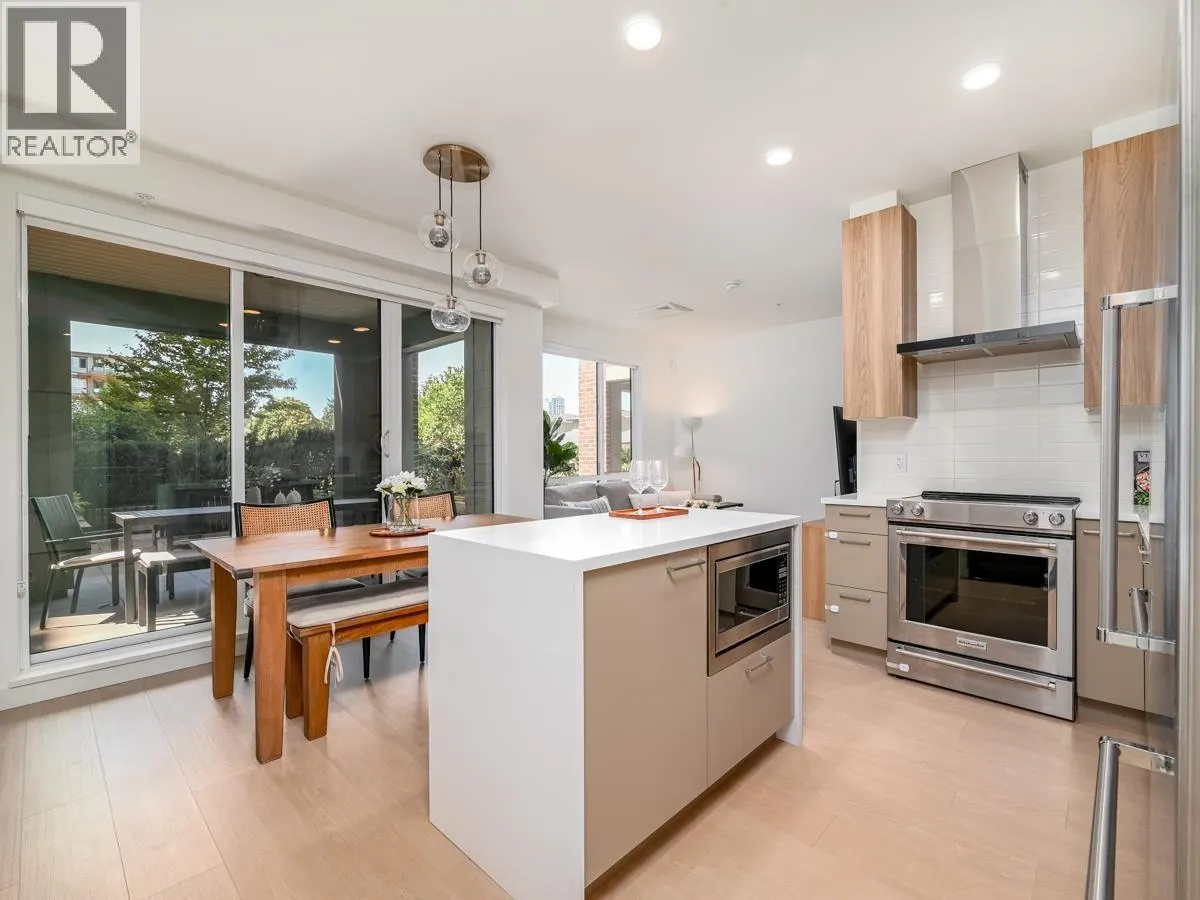 103 7599 15TH STREET