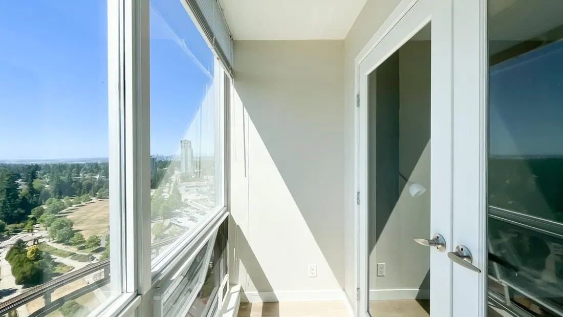 2710 13618 100 AVENUE