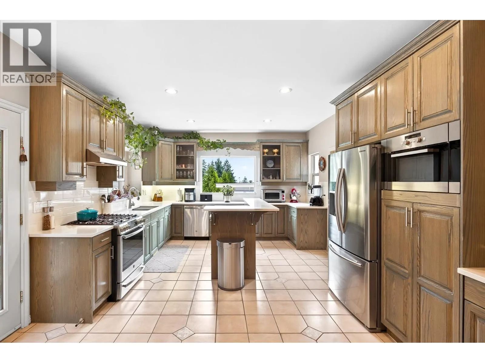 1703 KINGFISHER CRESCENT