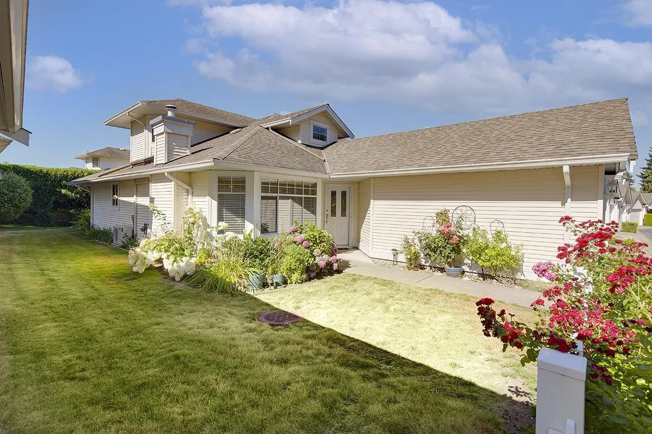 104 9208 208 STREET